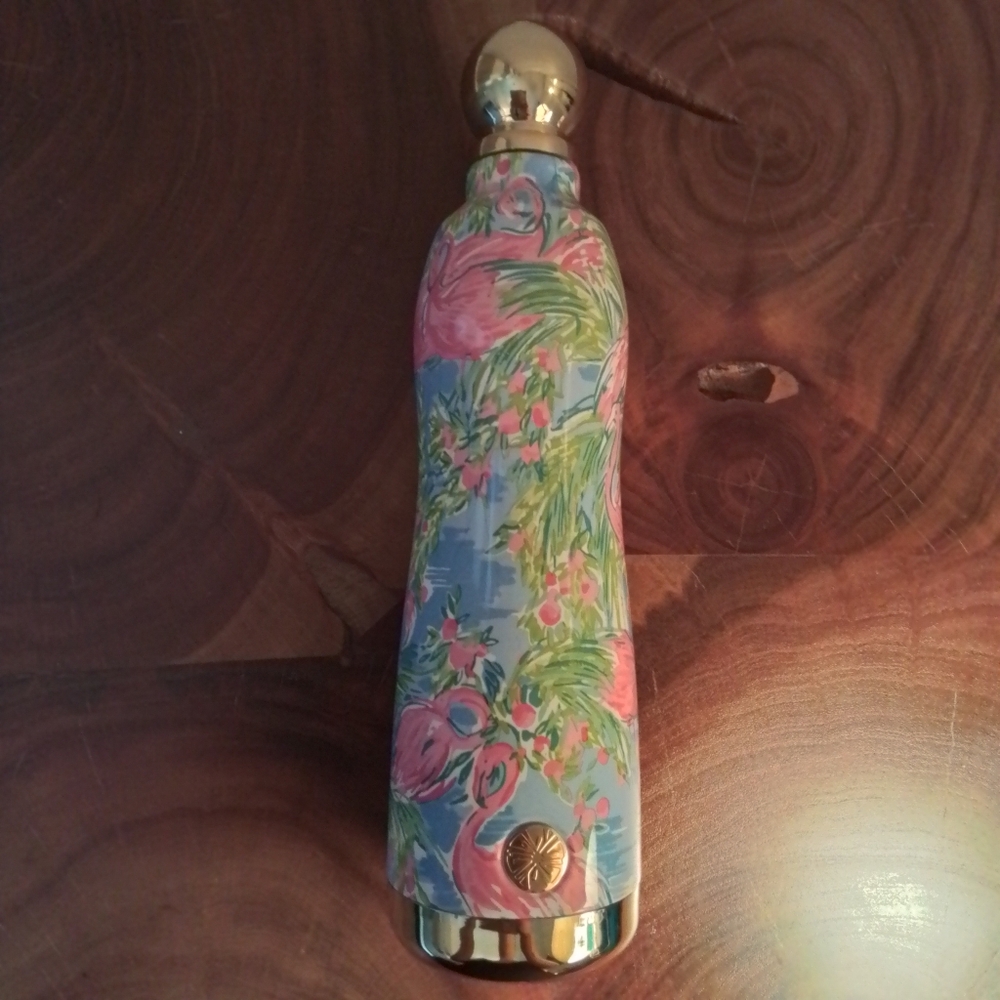 Lilly Pulitzer Squeeze The Day Water Bottle In Floridita Flamingo Print - Picture 4 of 11